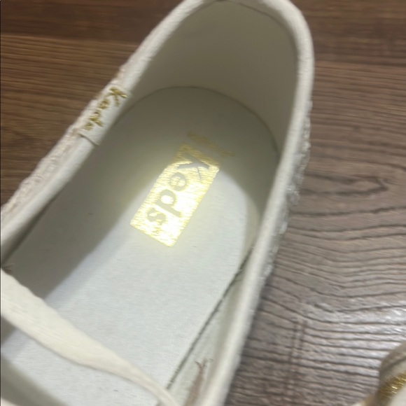 NWOT Keds Women's White Lace Sneakers size 11 - Picture 4 of 6